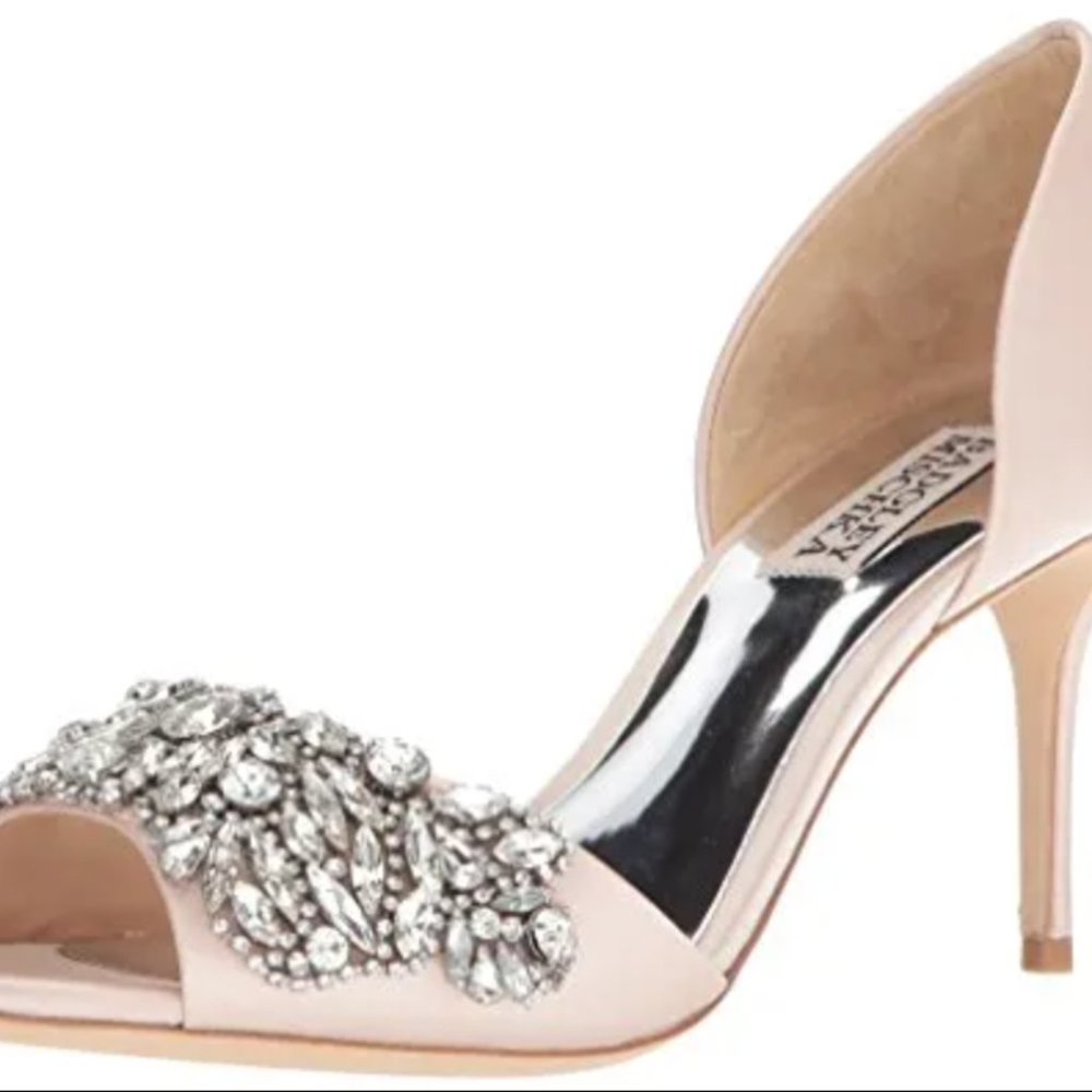 NEW! Badgley Mischka Women's Hansen Pump - Light Pink